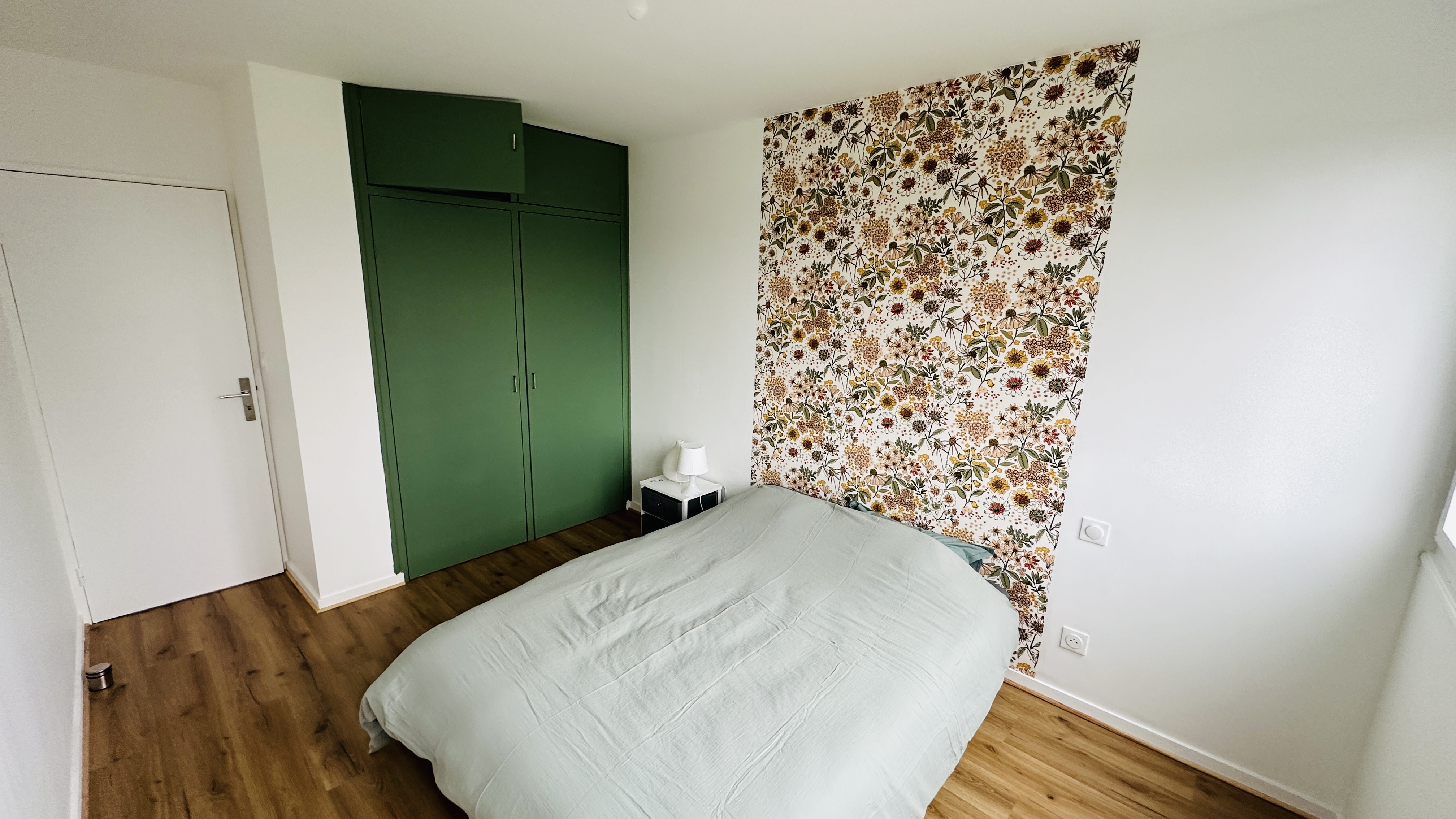 Immobilier - Visite d'un appartement rénové à Nantes
